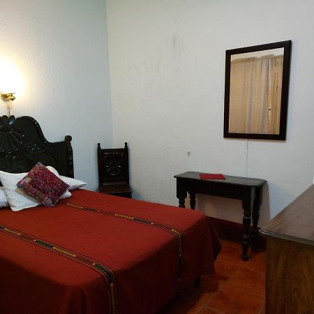 Hotel Internacional Guest House Antigua Extérieur photo