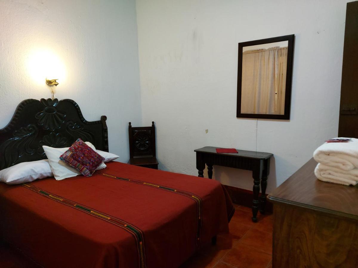 Hotel Internacional Guest House Antigua Extérieur photo