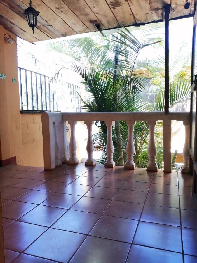 Hotel Internacional Guest House Antigua Extérieur photo